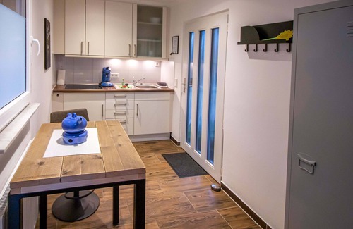 Greetsiel Apartment | Kutsche - Apartments in "Das Posthaus"