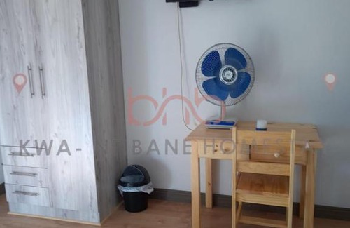 Nkonkobe Ski Chalet | KwaNtibane Homestay/BNB