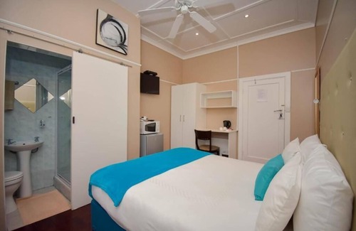 East London Bed & Breakfast | Kwazi Guesthouse