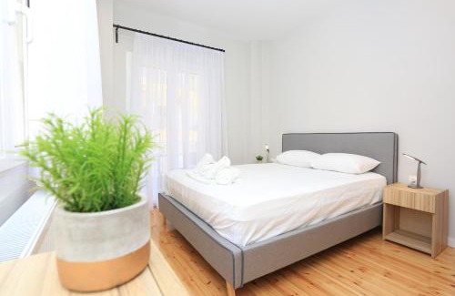 Thessaloniki City Centre Apartment | Kyana Downtown Studios