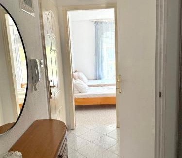 Flogita Apartment | Kyanth Apartment