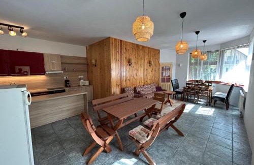 Nova Lesna House | KYNGS sk - Spacious vila with High Tatras view