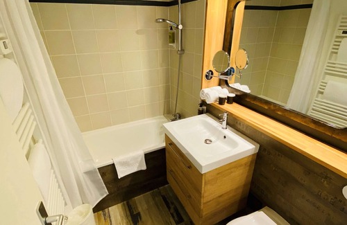 Lisieux Hotel | Kyriad Lisieux