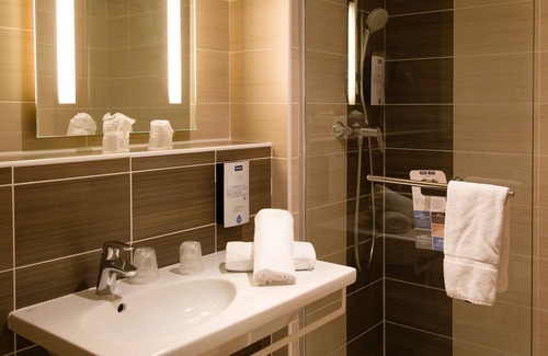 Lattes Hotel | Kyriad Montpellier Sud - A709