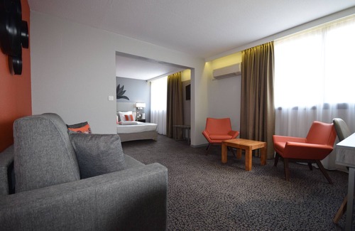 Merignac Hotel | Kyriad Prestige - Bordeaux Aeroport