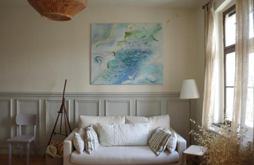 Golcuv Jenikov Bed & Breakfast | Kytky pod komínem