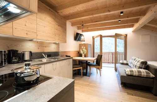 San Genesio Apartment | Lüch de Crusteles