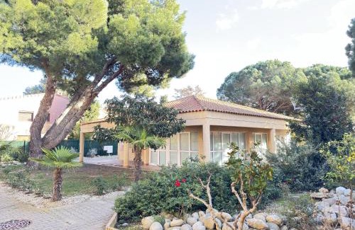 Les Hauts de Canet Apartment | L'échappée verte - T2 - Confort -Piscine - Tennis- Parking - Climatisation - SudSéjourConciergerie