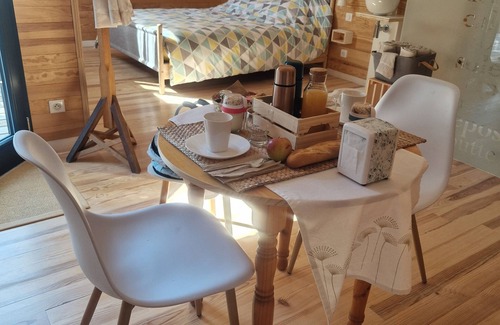 Luneville Bed & Breakfast | L'écolodge de Laéti