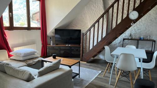 Le Bourg-d'Oisans Apartment | L'Évasion Alpine