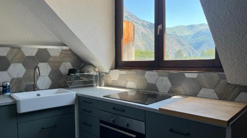 Le Bourg-d'Oisans Apartment | L'Évasion Alpine