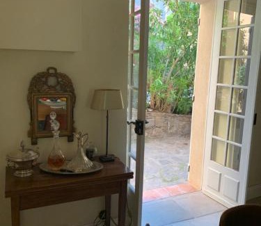 Ramatuelle Bed & Breakfast | L'aile du Chateau