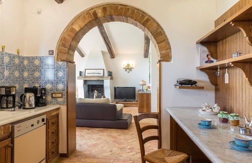 Sarteano Villa | L'Alcova 8+2, Emma Villas