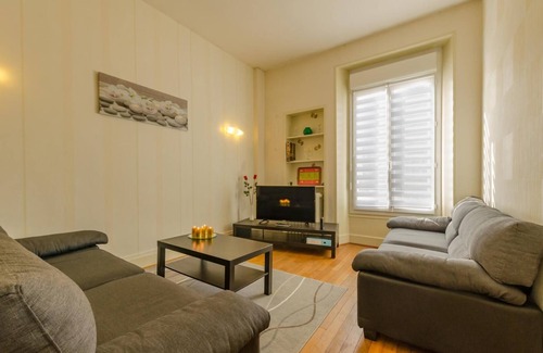 Romilly-sur-Seine House | L'alnilia - Romilly SUR Seine