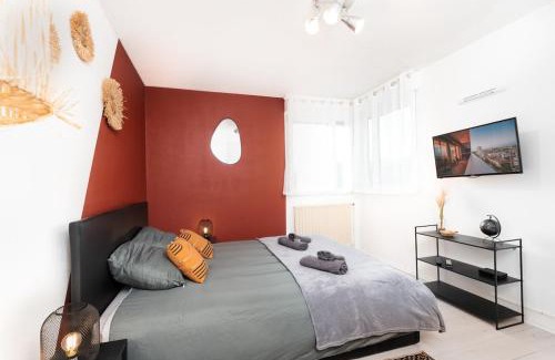 Marengo - Jolimont Apartment | L'Alto Hometimal - City Center - Parking - Metro