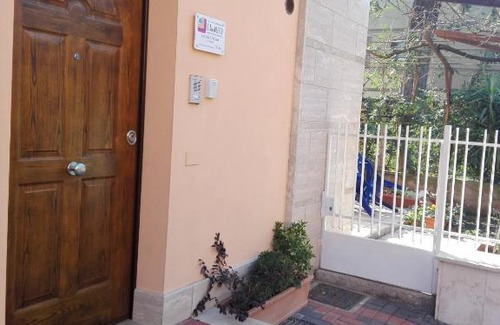 Ciampino Apartment | L'Angoletto