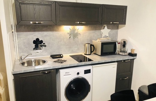 Blagnac Apartment | L'APPART'DE-GAULLE * PARK * STREETCAR * GARDEN * CHEK-IN * 24/24