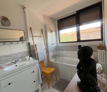 Issoire Apartment | L'appartement du bonheur - Au Cœur des Volcans d'Auvergne sur la Route du Sud