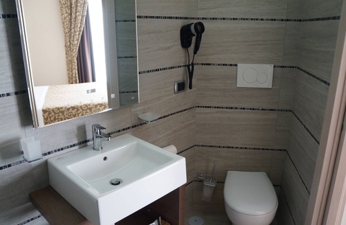 Anzio Hotel | L'Approdo