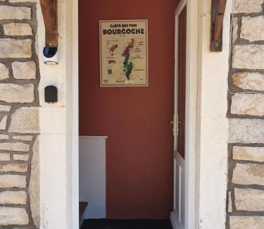 Veuvey-sur-Ouche Apartment | L'arrêt du pont