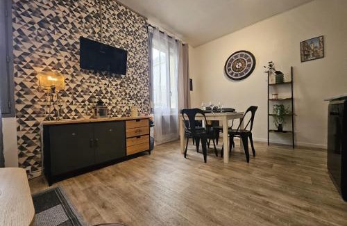 Quartier Pasteur Apartment | L'Atelier 9 - Hypercentre Rouen