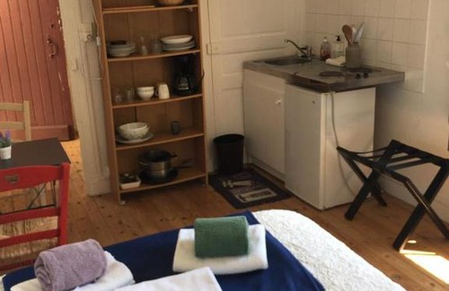Beynac-et-Cazenac Apartment | L'Atelier - A Quaint Retreat