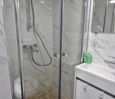 Sucy-en-Brie Apartment | L'auberge de Sucy - Studio Climatisé