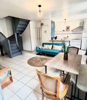 Sens Apartment | L'Echapée SENSée Duplex 3 chambres Centre 500m Cathédrale