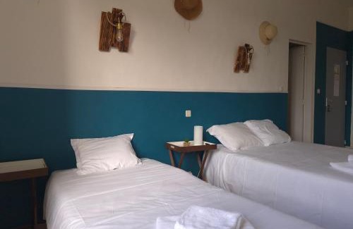 Saint-Paul-du-Bois Bed & Breakfast | L'Entracte