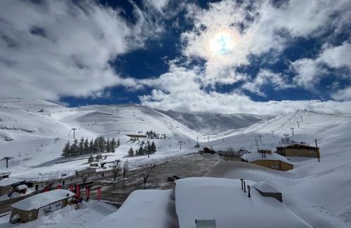Kfardebian Apartment | L'escale Du Mzaar