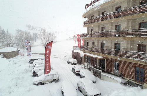 Kfardebian Apartment | L'escale Du Mzaar