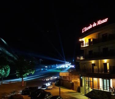 Kfardebian Apartment | L'escale Du Mzaar