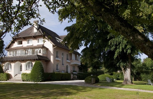 Forges-les-Bains Apartment | L'ESCALE - SAINFOIN - Maison d'Hôtes l'Escale - THERMES DE BAINS LES BAINS
