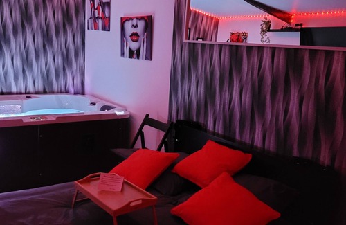 Carvin Apartment | L'escapade Secrete Spa Privatif Pour Couple