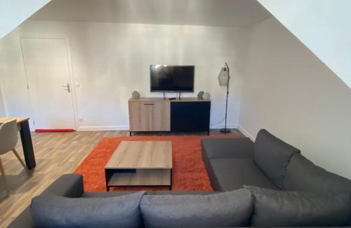 Tulle Apartment | L'Etape Zen