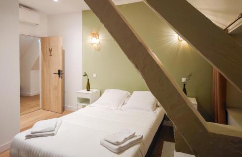 La Celle-sous-Gouzon Hotel | l'Hôtel du Cerf - Vailly sur Sauldre - Grand Sancerrois