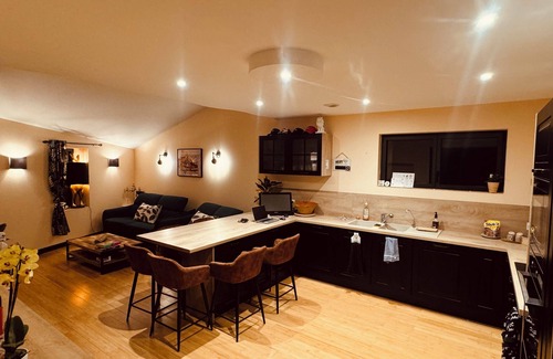 Vallabrix Apartment | L'hendrix - Appartement Grand Confort