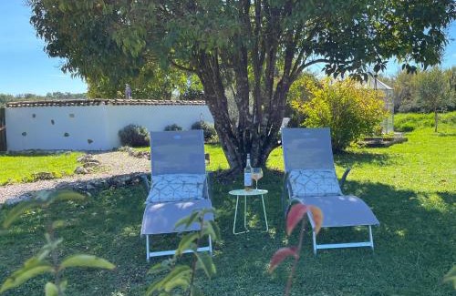 Salles House | L'Herbe Pot