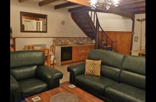 Mouilleron-Saint-Germain House | L’Imbretiere