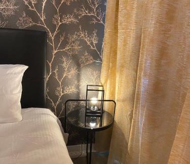 Poitiers Apartment | L'Indigo, charmant T2, 10 min centre historique, WiFi, Netflix, Amazon Prime