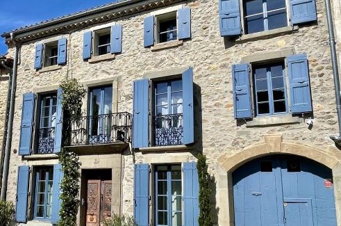 Roubia Bed & Breakfast | L'Oiseau Bleu ROLLIER