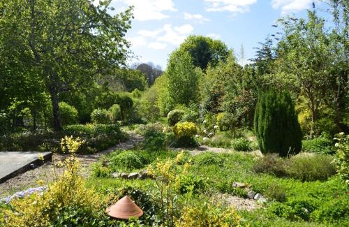 Saint-Bazile House | L'Olive