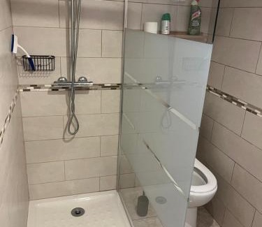 Saint-Paul-Trois-Chateaux Apartment | L'olivière