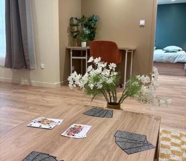 Poitiers Apartment | L'Olivier - appartement cozy au centre de Poitiers