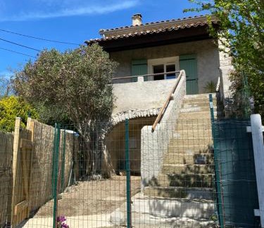 Saint-Marcel-d'Aredeche House | L'Ostalet