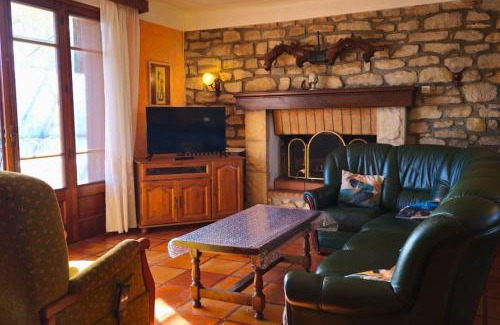 Bram House | L'Oustal 3 chambres avec grand jardin parking gratuit