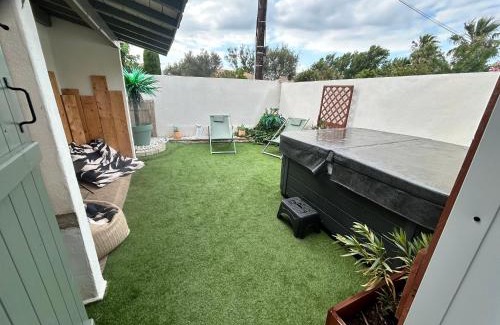 Serignan House | L Oustalet Maison avec Spa proche Mer