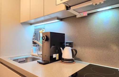 Haeundae Apartment | L5-7[Newly Built/합법숙소][5Beds/핵심번화가/해변5분/지하철역3분]