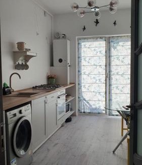 Selimbar Apartment | La Ana Apartament