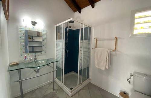 Deshaies Bed & Breakfast | La Baie du Bonheur